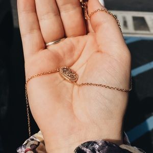 Kendra Scott necklace